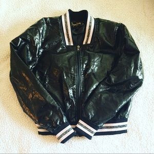 🛑 ⭐️Sold Black bomber jacket.